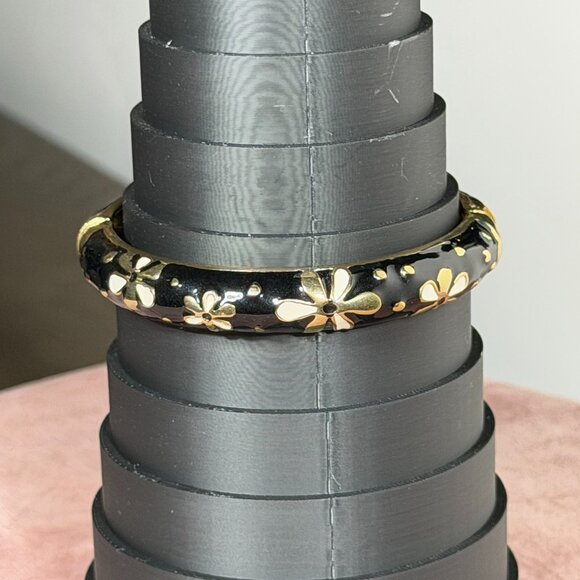 Black, Gold & White Enamel Cloisonné Flower Bangle Bracelet - Picture 4 of 9